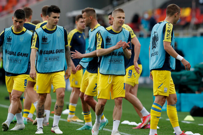 Евро, Украины, Швецию, Венгрии, Италию