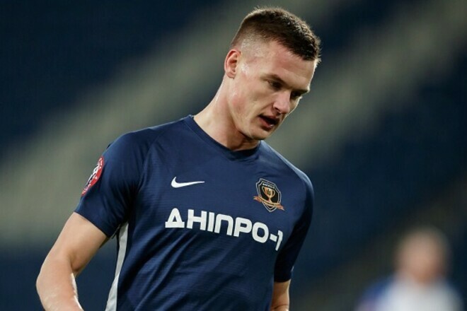 Хобленко, Днепра, Стабеке, Первой