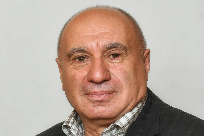 Гендиректор Зари: «Продавать никого не собираемся» Оганов, Зари, Большой