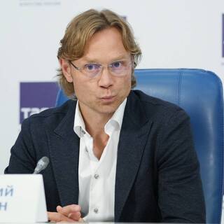 Карпин прокомментировал изменения в составе сборной России по футболу России, Карпин, Денис