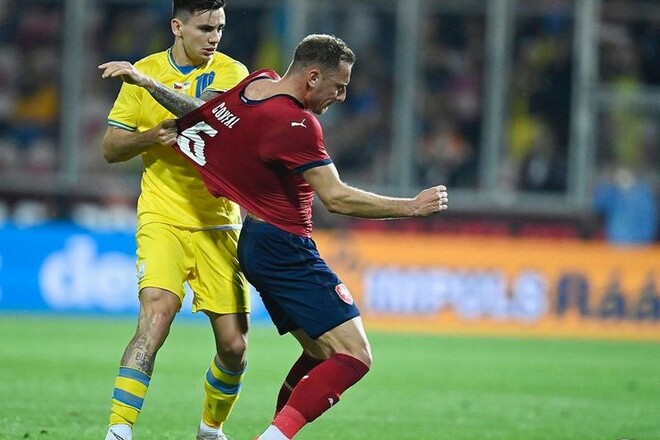 Леоненко, Чехии, Петракове, Украины