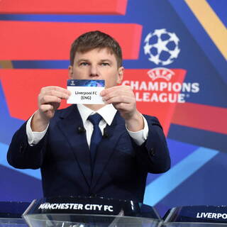 УЕФА проведет повторную жеребьевку плей-офф Лиги чемпионов Лиги, Манчестер, Аршавин, Атлетико