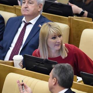 В Госдуме возмутились отдыхом российских футболистов на иностранных курортах Крыму, Сочи, Александр, Тихонов, Мальдивах
