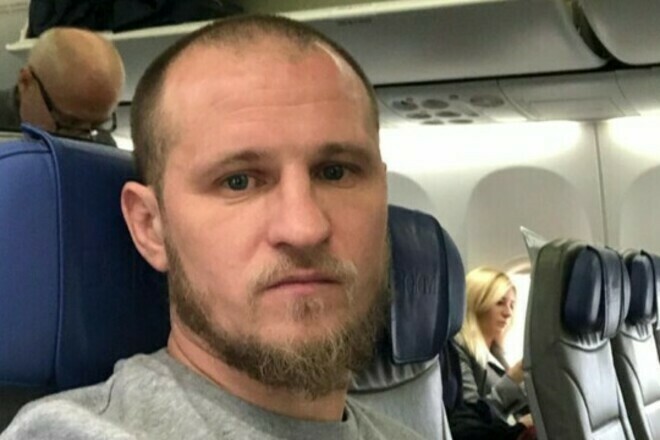 ФОТО. АЛИЕВ со стволами: «Остаюсь. Горжусь. Обороняю!» Алиев, Остаюсь, Украины