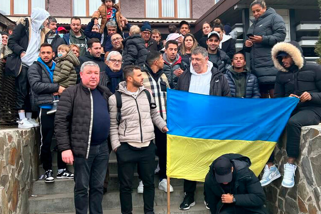 Россию, Украину, Шахтер