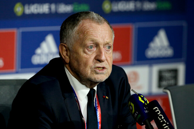 Лион, Дарио, Срна, Шахтера, Украине