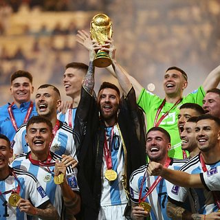 Сын Марадоны обратился к Месси после победы Аргентины на чемпионате мира Аргентины, Марадона, Месси, Счастлив, Катаре