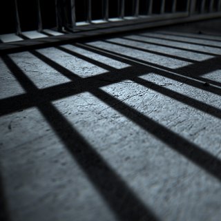 Иранскому футболисту заменили смертную казнь на тюремное заключение Азадани, Ирана, Международная