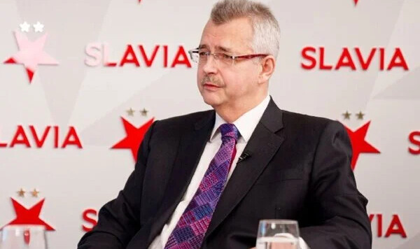 Шеф Славии: «Мы с первого дня на стороне Украины, я сам усыновил сироту» Слован, Украины, Славии, Динамо, Кмотрика