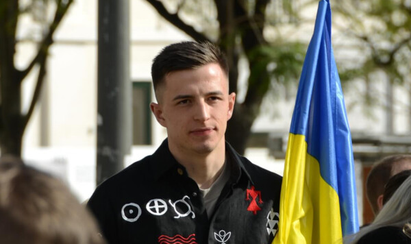 Украины, Борьба, Роман