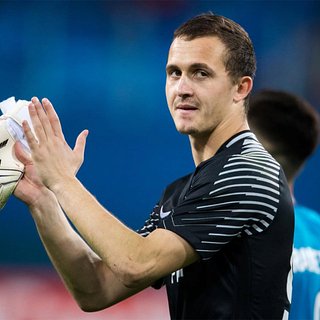 Российский футболист стал чемпионом Азербайджана Карабах, Лунев, России, Байеру