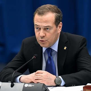 Медведев связал чемпионство «Зенита» с божьим промыслом Зенит, Медведев, России