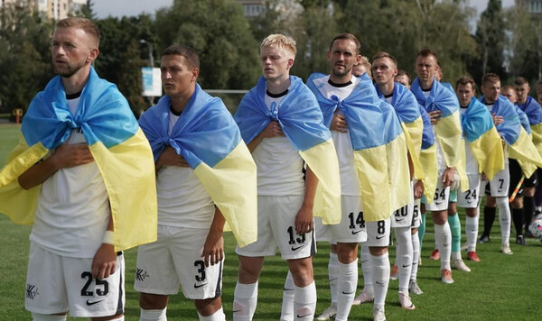 Тростянец, Колос, Украины