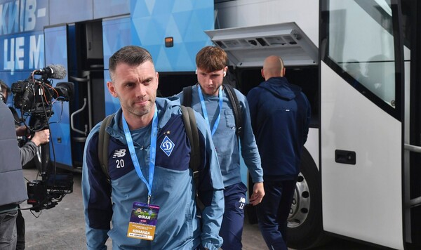 Караваев, Александр, Динамо, Шахтеру, Леоненко