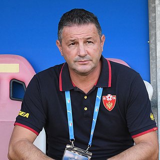 Черногорский тренер заявил о желании получить российский паспорт России, Божович, Арсенале, Локомотиве, Ростове