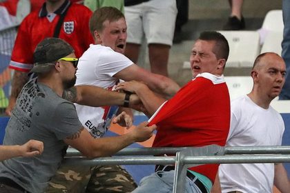 Лидер английских болельщиков призвал отстранить Россию от Евро-2016 Евро, Россию, Англии, Майлз, Союз