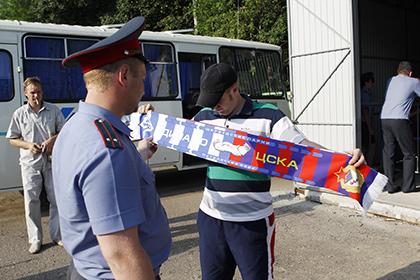 Путин обязал болельщиков предъявлять паспорт при входе на стадион России, Евро, Марселе, Англии, Велодром