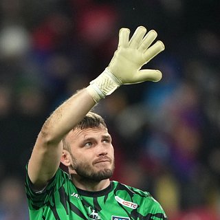 Вратарь «Пари НН» призвал болельщиков не приходить на стадион Медведев, Пари