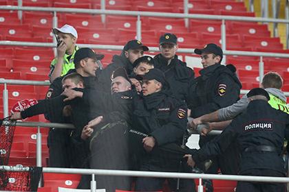 Определен российский футбольный клуб с самыми недисциплинированными фанатами Спартак, России, Зенит