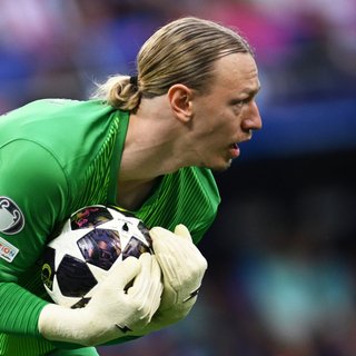 Сафонова признали лучшим игроком ПСЖ в матче с «Лионом» Сафонов, Equipe, Лионом