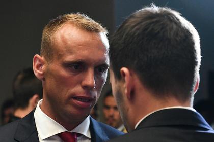 Капитан «Спартака» усомнился в квалификации главного тренера команды Спартак, Глушаков, Каррера, Сегодня