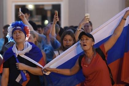 Радость российских болельщиков приняли за гром России, Дзюбы, Самура, Артема, Испании