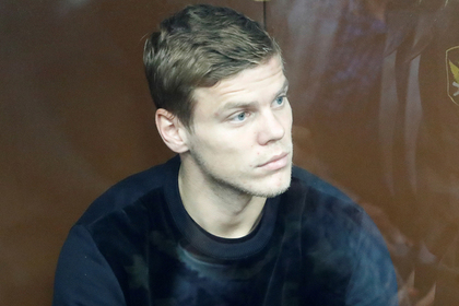 Кокорин оценил пельмени из колонии Кокорин, Мамаев