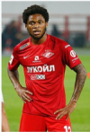 Luis Adriano - fotosurat, futbolchi